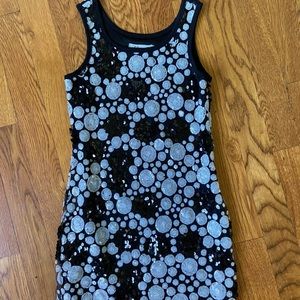 Stylish dress comfortable for kids and great to make them happy.